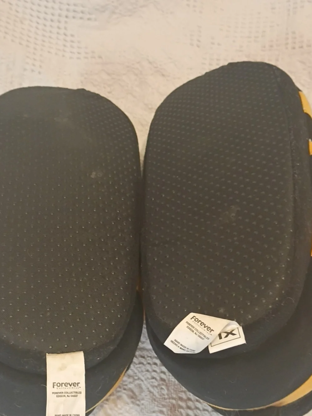 Pittsburgh Steelers Plush Slipper Shoes - Black & Gold